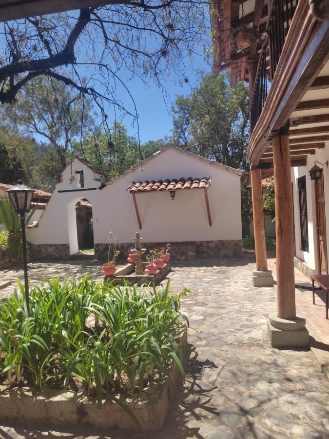 El Patio De Monterrey 3*